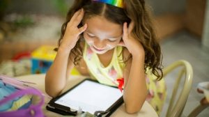 Lindungi Si Kecil Panduan Aman dan Nyaman Mengatur iPad untuk Anak Anak