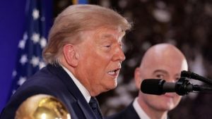 Trump Akui Telepon Presiden FIFA, Bantah Intervensi Kartu Merah